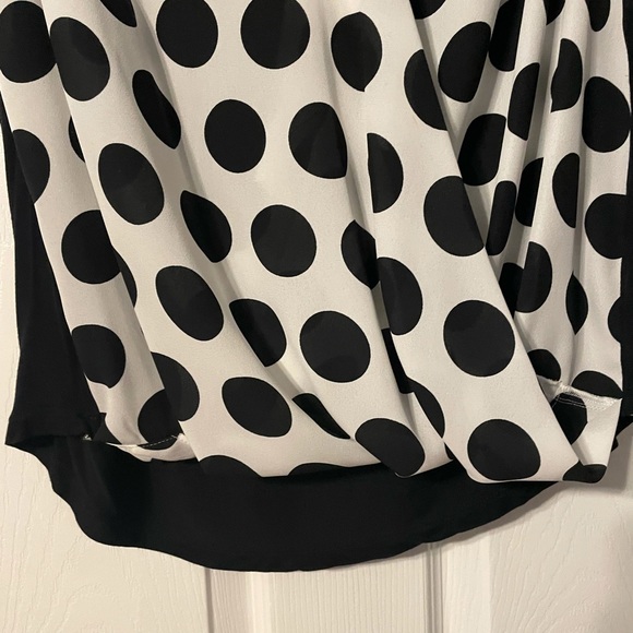INC sleeveless polka dot blouse - Picture 3 of 7